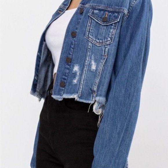 Forever 21 Jackets & Blazers - Forever 21 Distressed Light Blue Wash, Frayed Hem Stretch Jean Jacket Size M